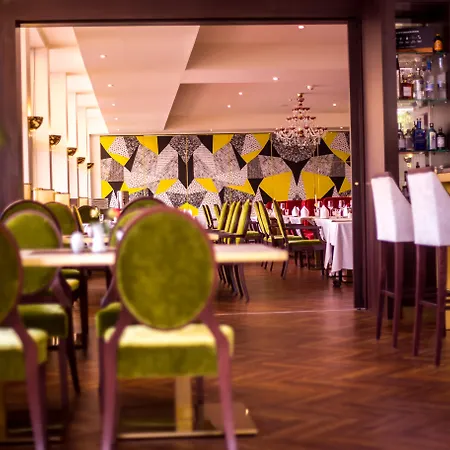 Chemnitzer Hof Hotel 4*